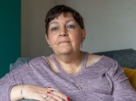 El cáncer incurable de mamá fue 'descartado' como dolor de espalda por el médico de cabecera
