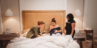 Farmhouse Midwifery elevando el estándar de atención para mujeres embarazadas
