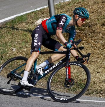 Kelderman culpa a los frenos de disco tras perder 10 minutos en el Giro de Italia
