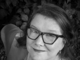 Las reflexiones conscientes de MacDonald reflexionan sobre la naturaleza precaria y preciosa de caminar
