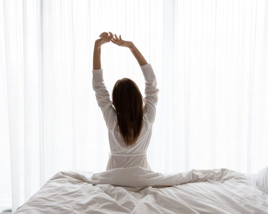 3 consejos para ayudarte a dormir mejor si tienes dolor de espalda
