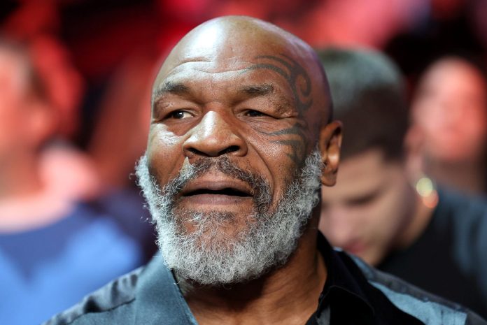 'No tienen corazón, son gallinas': Mike Tyson revela la verdadera razón por la que su esposa e hija nunca serán anfitrionas de Hotboxin'
