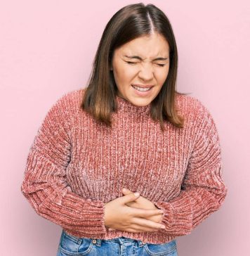 5 signos para diferenciar entre cólicos menstruales y cólicos de caca
