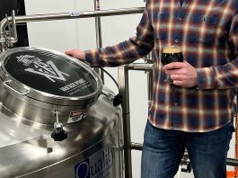 Vantage Point Brewing Co. abre en el centro de Cd'A
