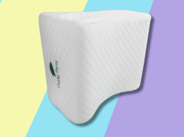 La almohada de espuma Cushy para las rodillas está a la venta en Amazon La almohada de espuma Cushy para las rodillas está a la venta en Amazon