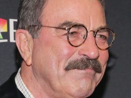 Tom Selleck no está muerto, a pesar de los rumores de "noticias tristes"
