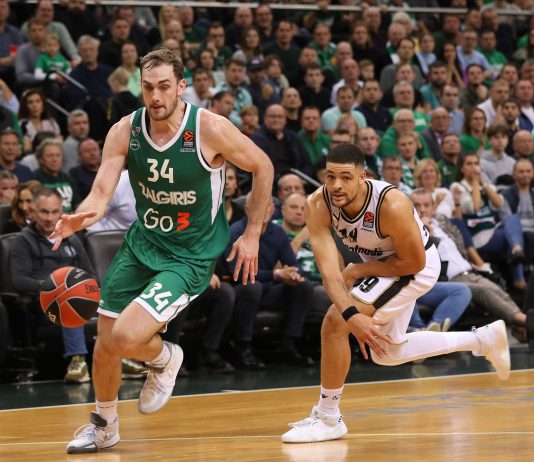 La ex estrella de baloncesto de Jamesville-DeWitt Tyler Cavanaugh, que ahora juega en Europa, necesita cirugía de espalda
