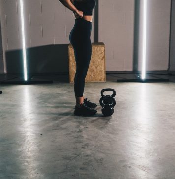 Ejercicios efectivos para glúteos medios para glúteos débiles Gluteus medius exercises (Photo by Ambitious Creative Co. - Rick Barrett on Unsplash)