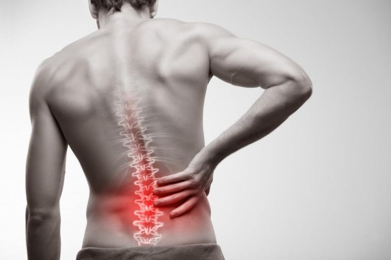 Can sciatica pain travel up the back